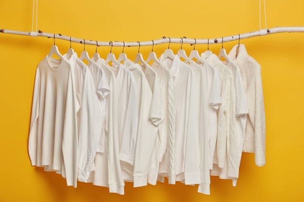 Tips Mencuci Baju Putih Agar Tidak Kekuningan