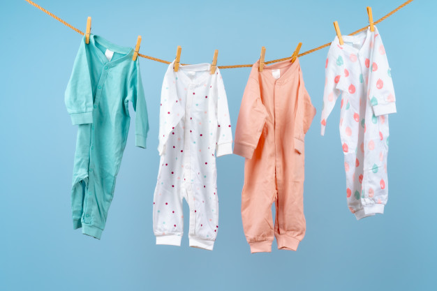 merawat baju bayi