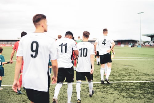 Trik Mencuci Baju Sepak Bola dengan Aman