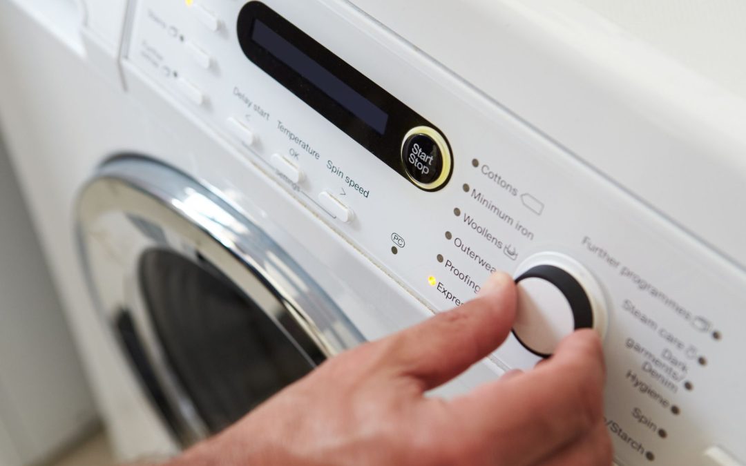Tips Cara Menghemat Daya Listrik pada Mesin Laundry
